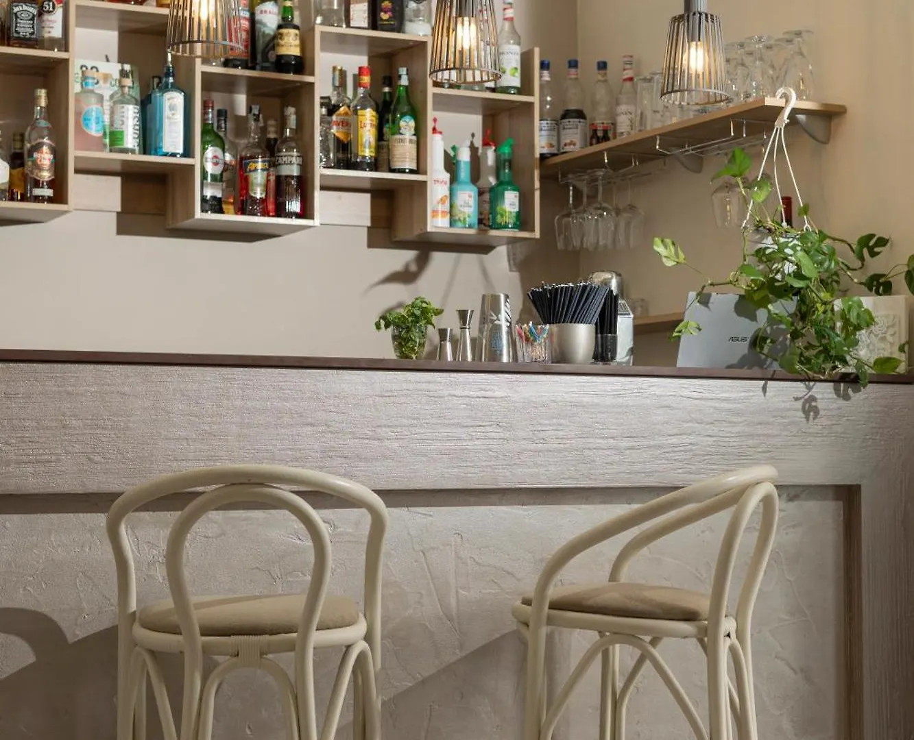 Hotel Berta Дезенцано-дель-Гарда