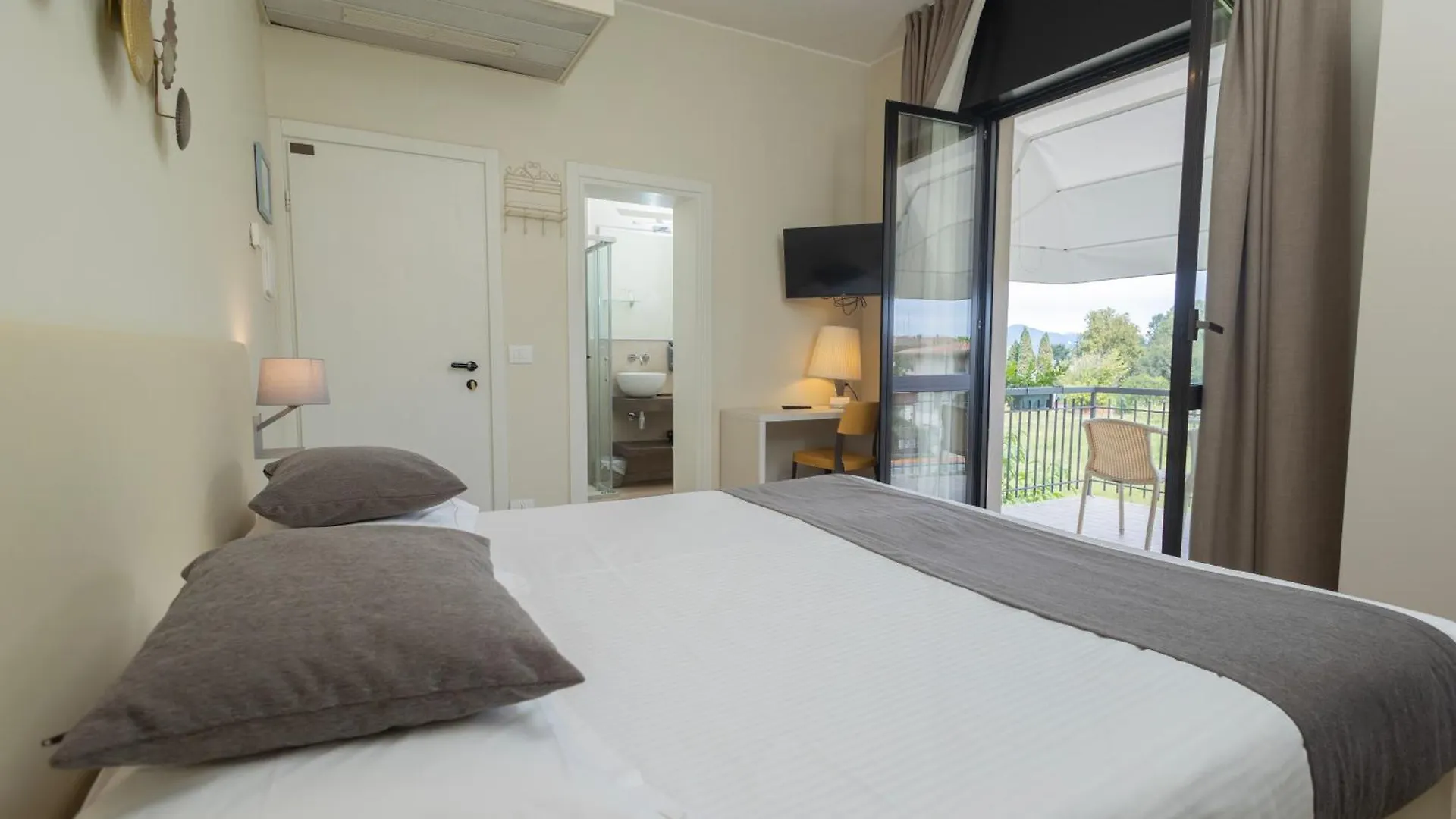 Hotel Berta Desenzano del Garda
