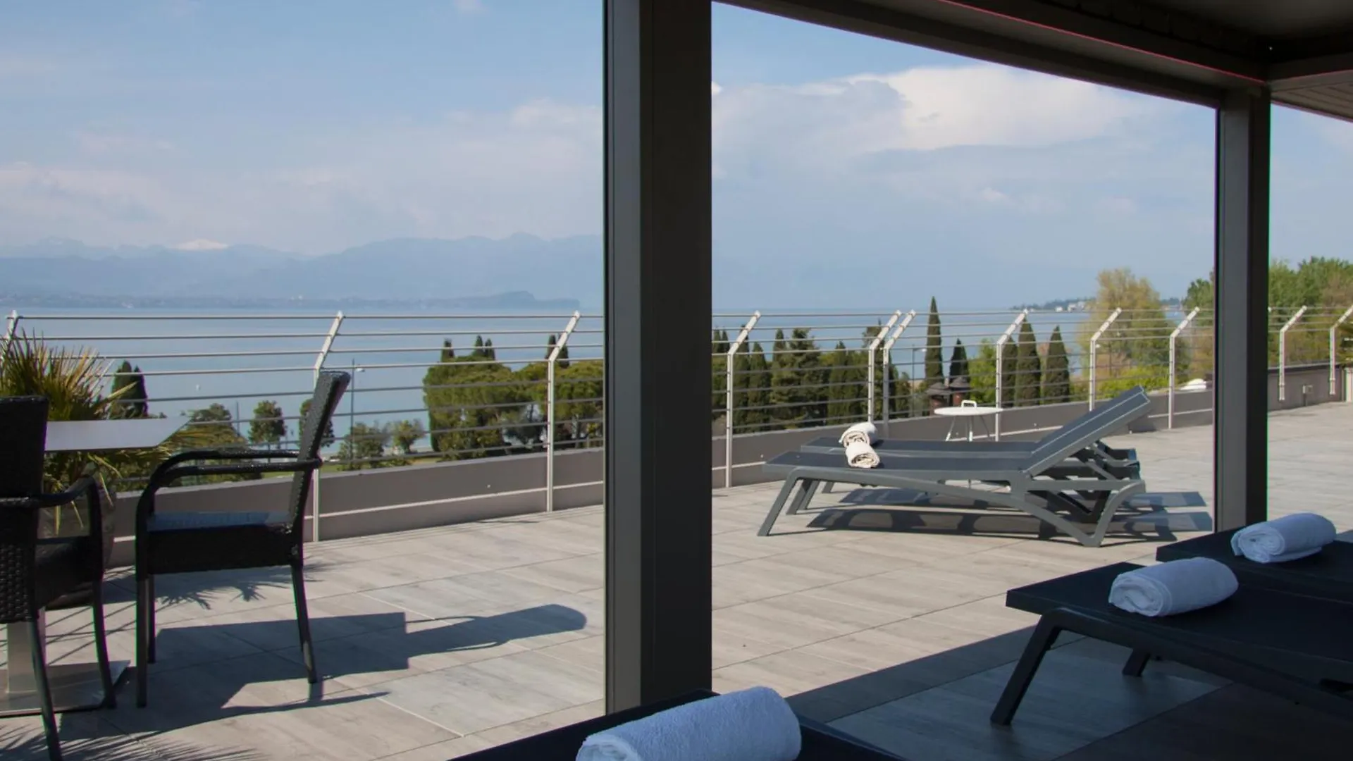 Hotel Berta Desenzano del Garda 3*,