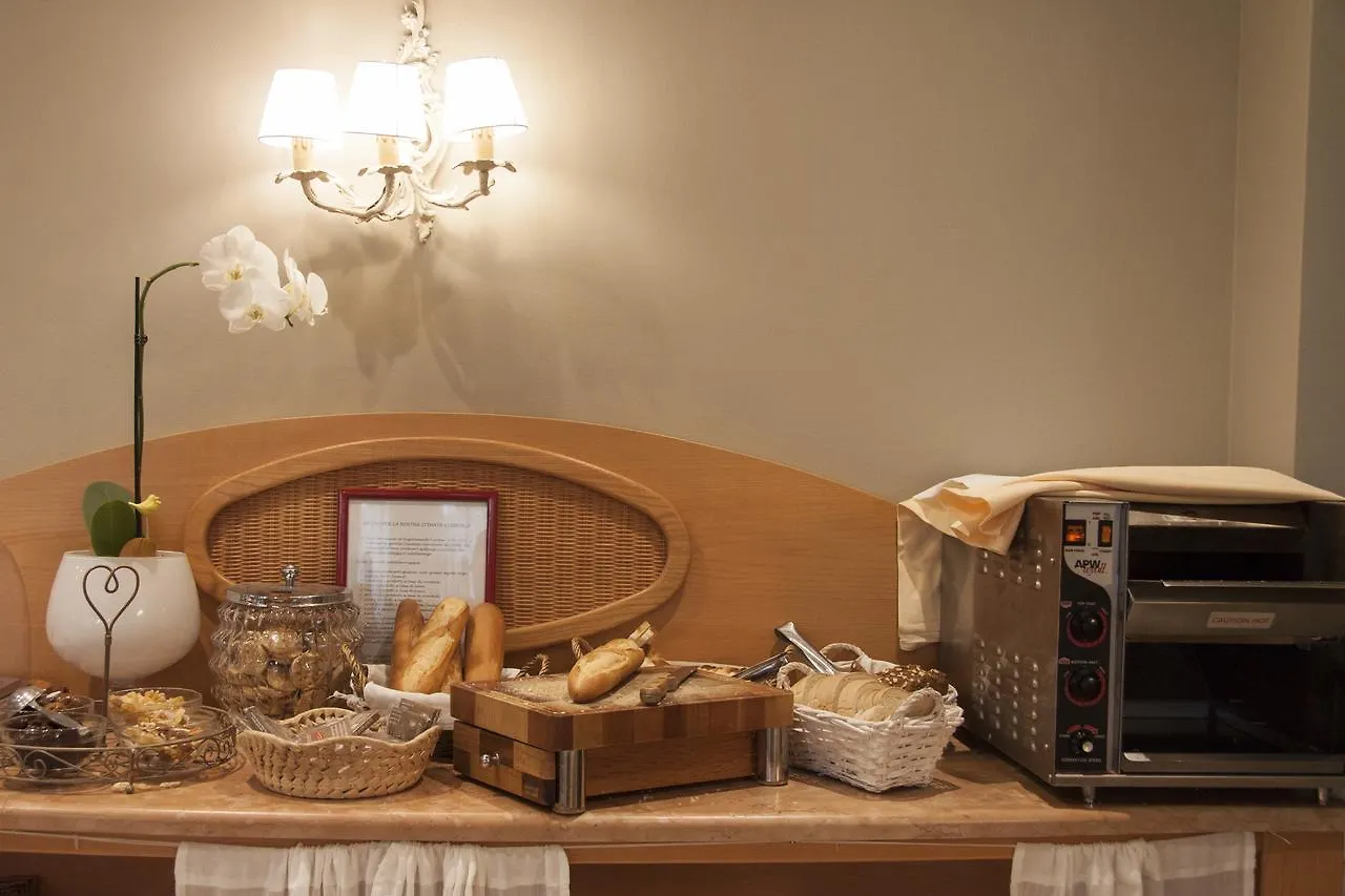 Hotel Berta Дезенцано-дель-Гарда