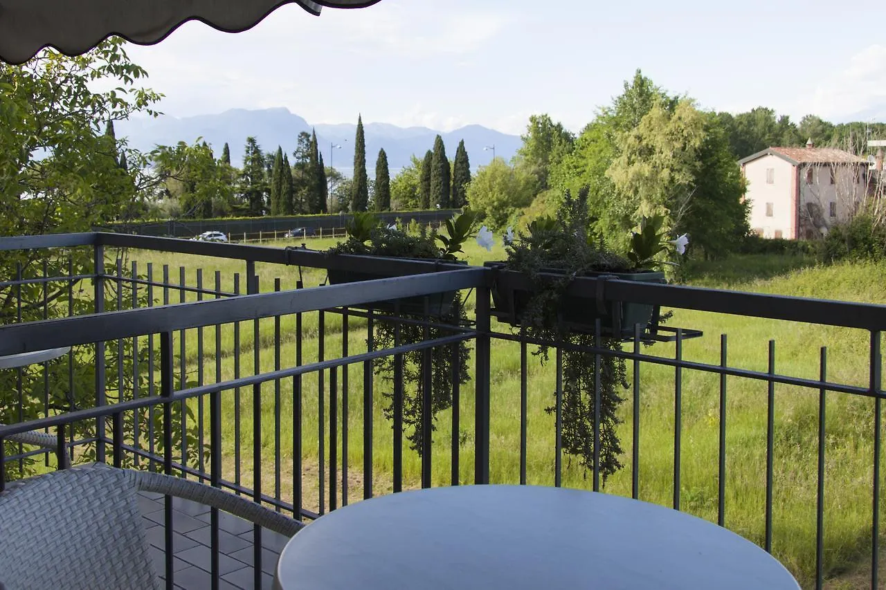 דסנזאנו דל גארדה Hotel Berta איטליה