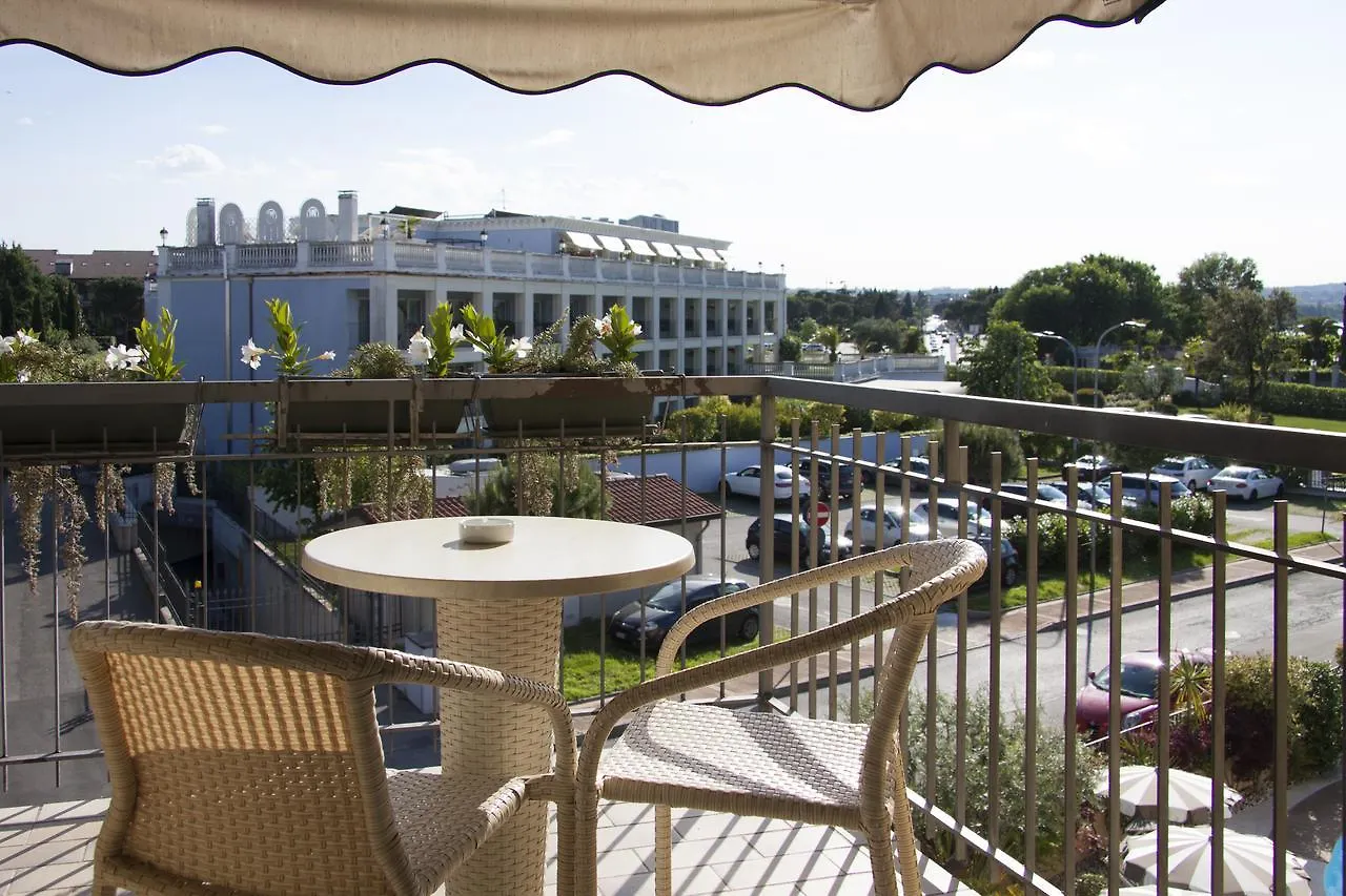 Hotel Berta Дезенцано-дель-Гарда 3*,  Италия